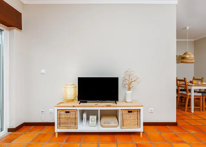 דירה Casa Do Mar - Sea View - Wifi - Barbecue ססימברה